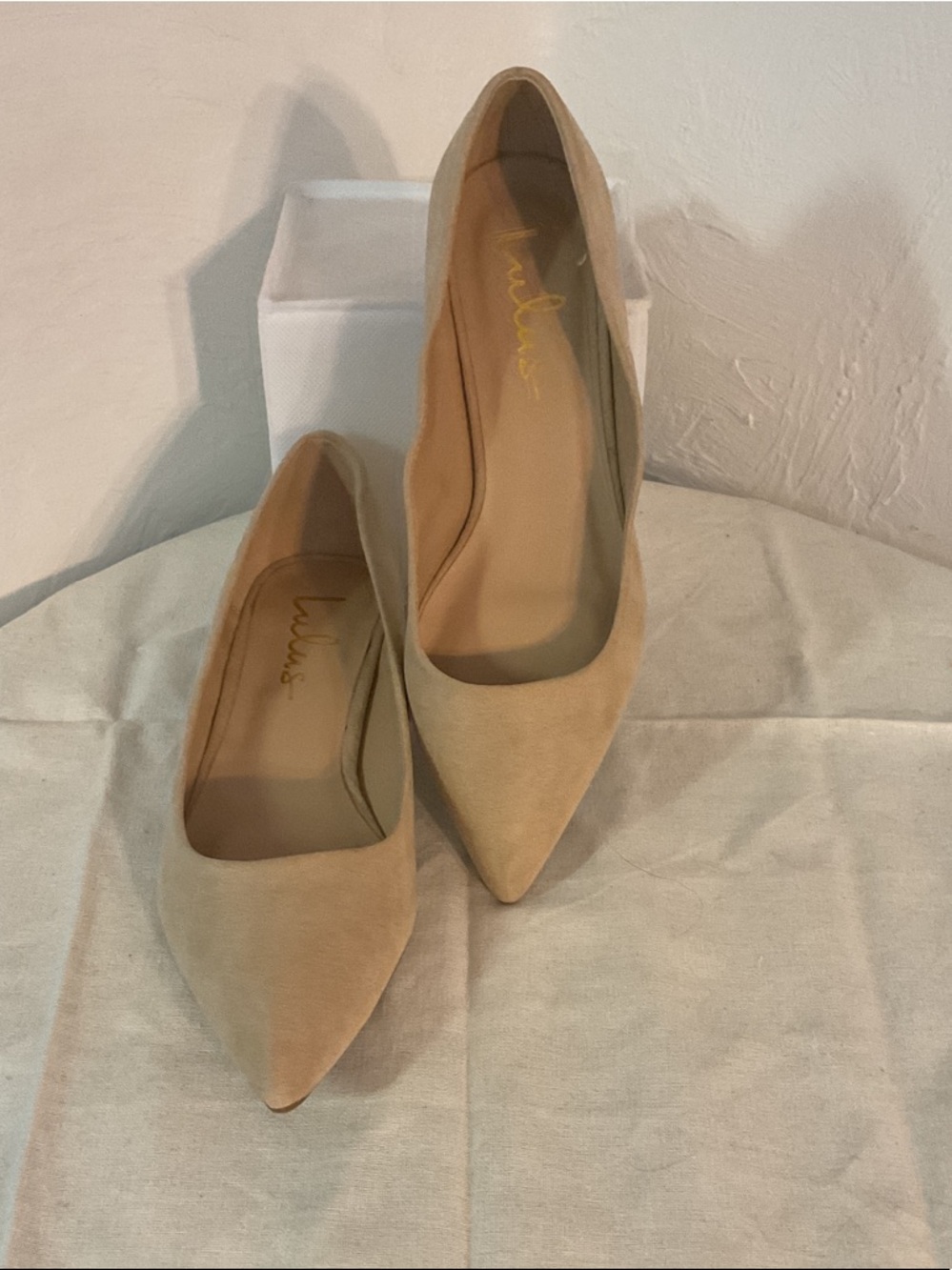 Lulus Alessia Suede Pointed-Toe Pumps Size 7 Beige